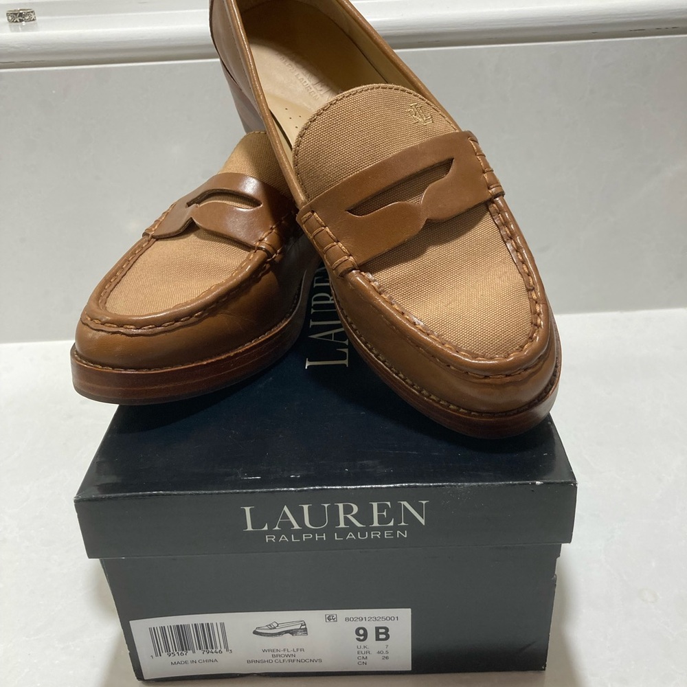 Ralph Lauren women’s Wren loafer size 9